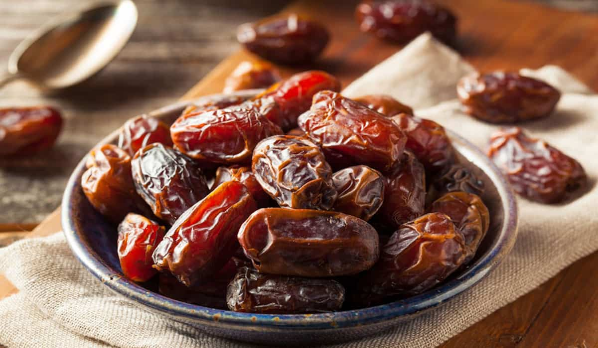  The Best Price for Buying Royal Medjool Dates 