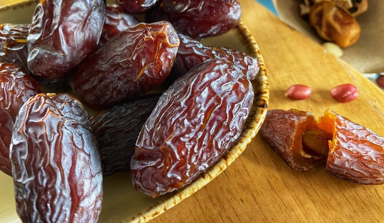  Buy All Kinds of halawi dates at the Best Price 