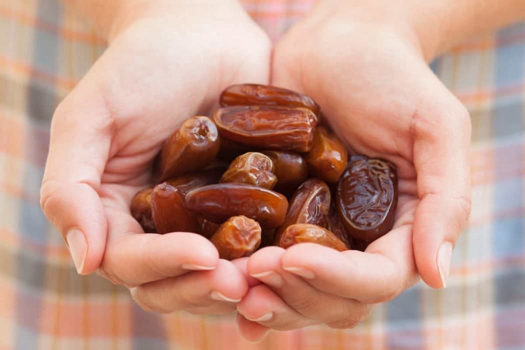  Buy All Kinds of Kalmi Dates at the Best Price 