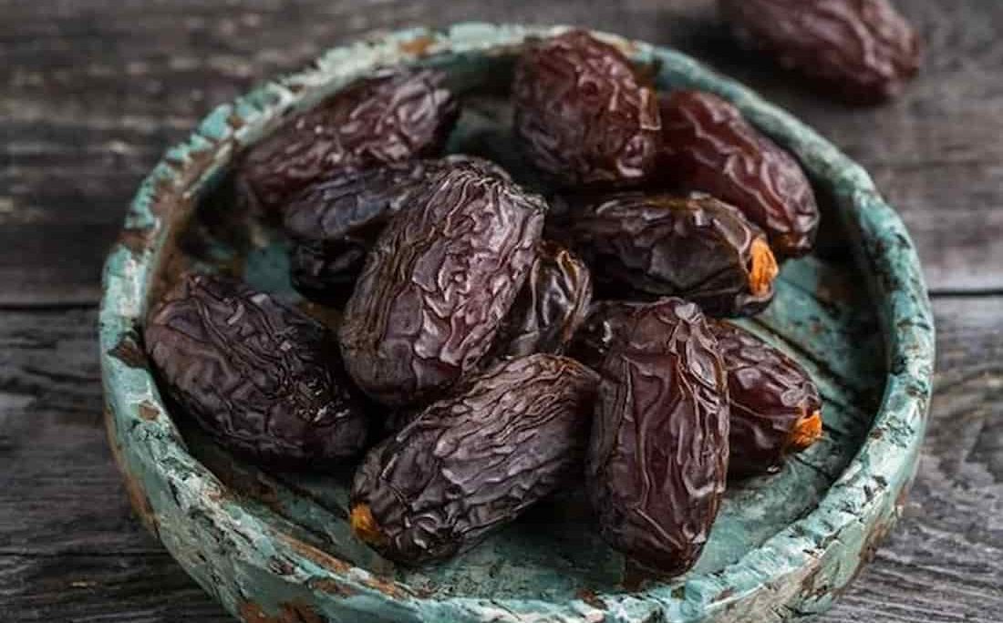  Large pitted dates 2023 Price List 