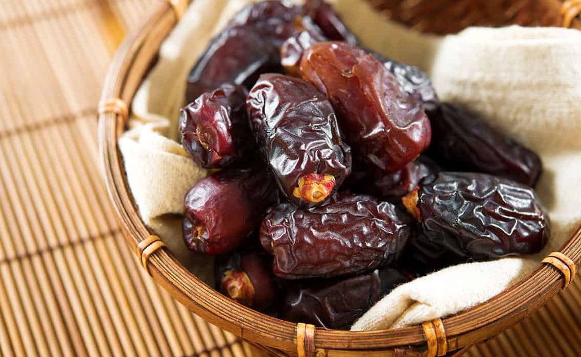  Buy Best Mazafati dates + Great Price With Guaranteed Quality 