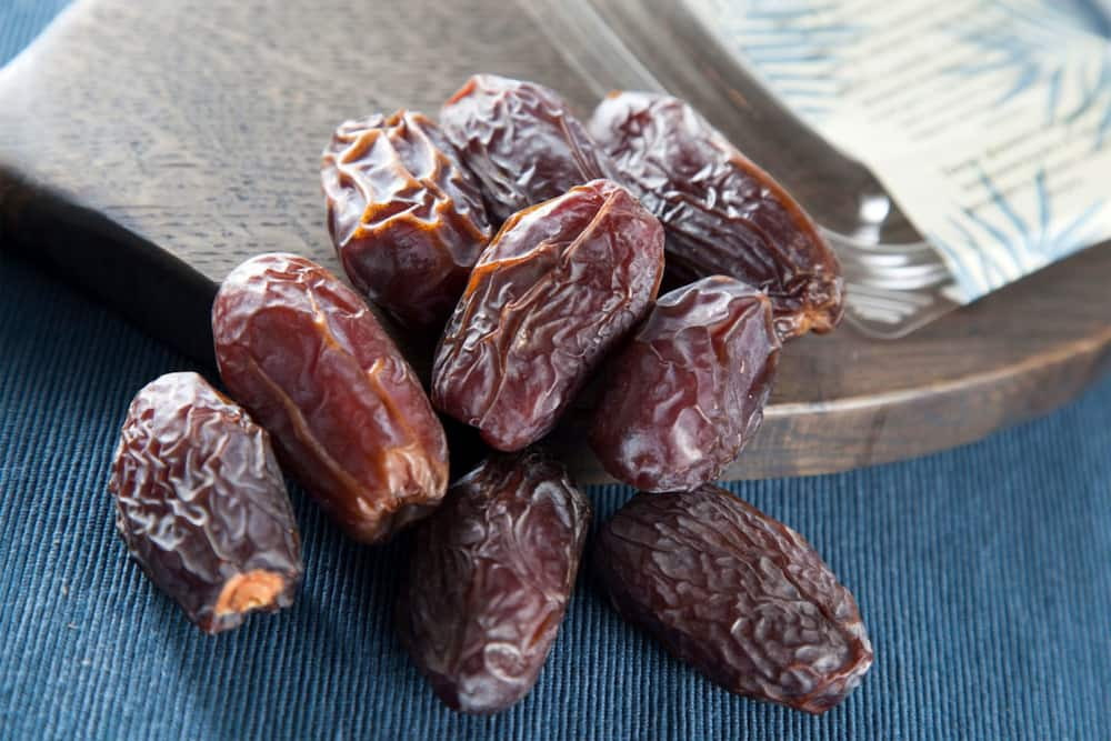  Introduction of Stuffed Medjool Dates + Best buy price 