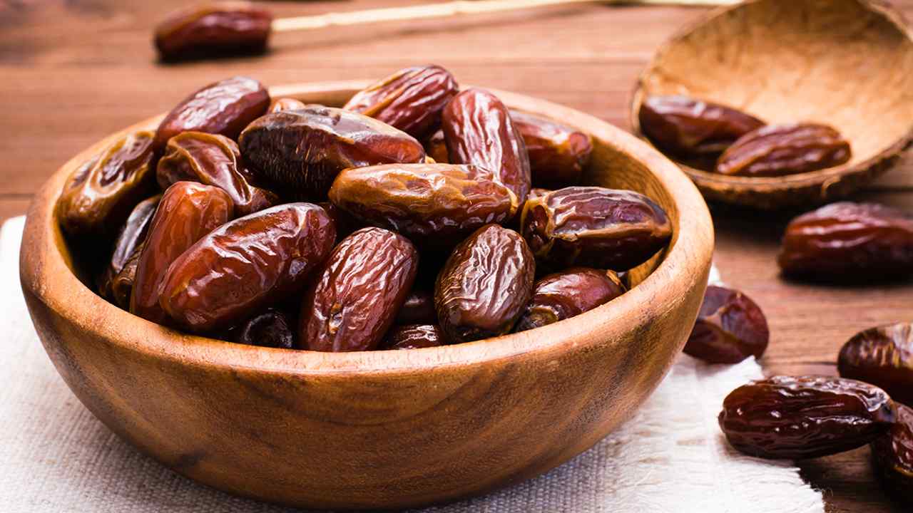  Premium Khalas Dates in Saudi Arabia | Buy at a cheap price 