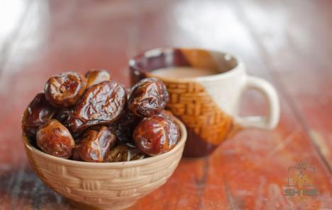 Buy new organic dried dates + great price