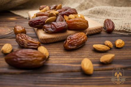 Buy dates khajoor online + great price with guaranteed quality